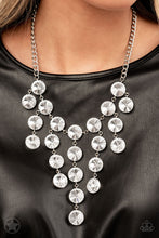 Load image into Gallery viewer, Paparazzi ♥ Spotlight Stunner ♥ Necklace