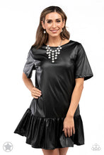 Load image into Gallery viewer, Paparazzi ♥ Spotlight Stunner ♥ Necklace