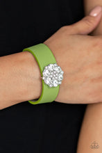 Load image into Gallery viewer, show stopper green urban bracelet
