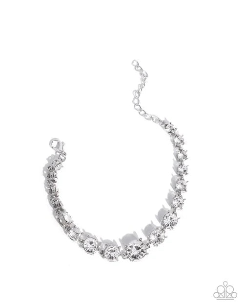 Paparazzi Bracelet ~ Sizable Shimmer
